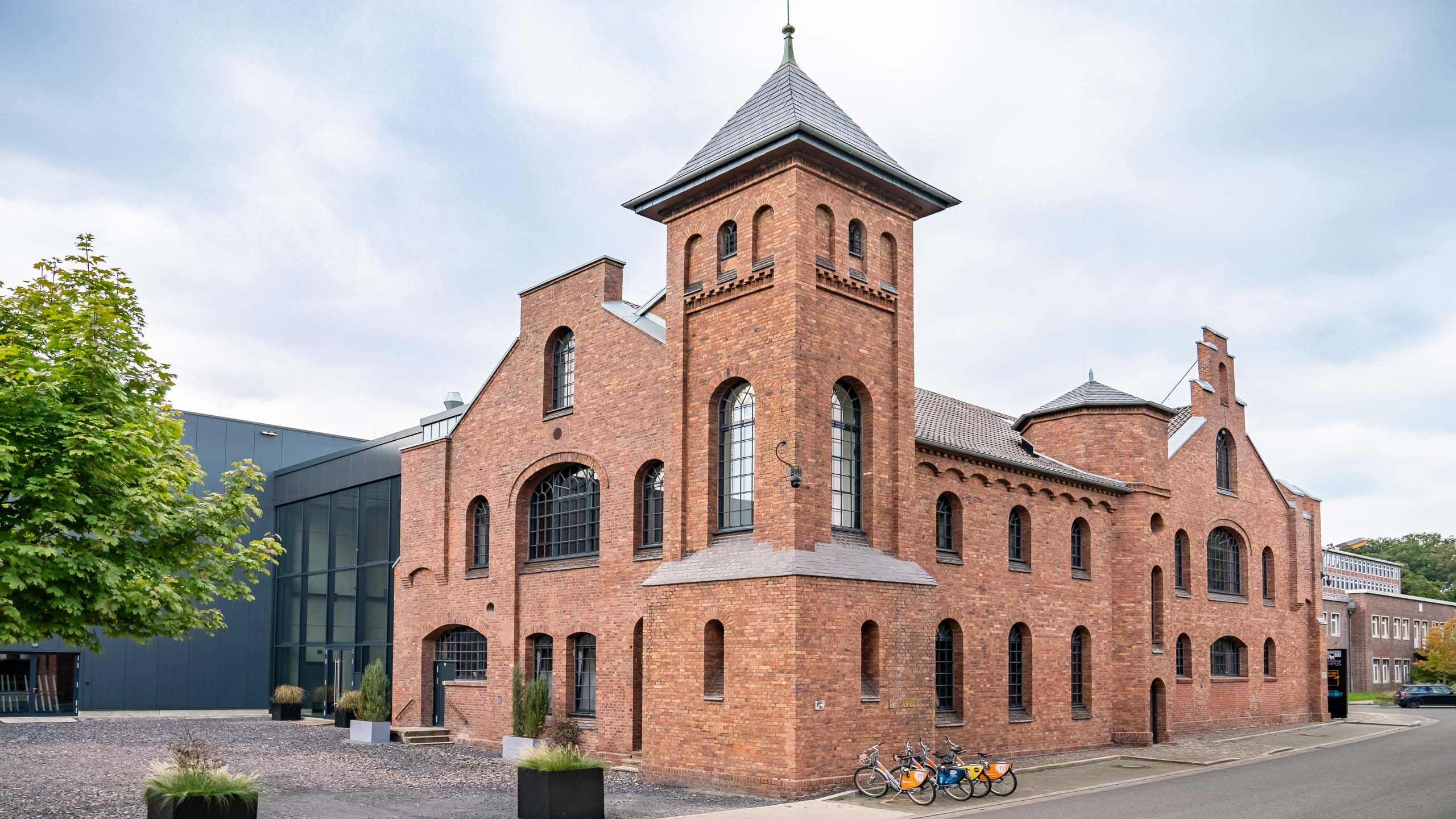 FotFoto: Dach Kühn Beispiele & Referenzen - Objekt: Alte Westfalia Kantine, Lünen